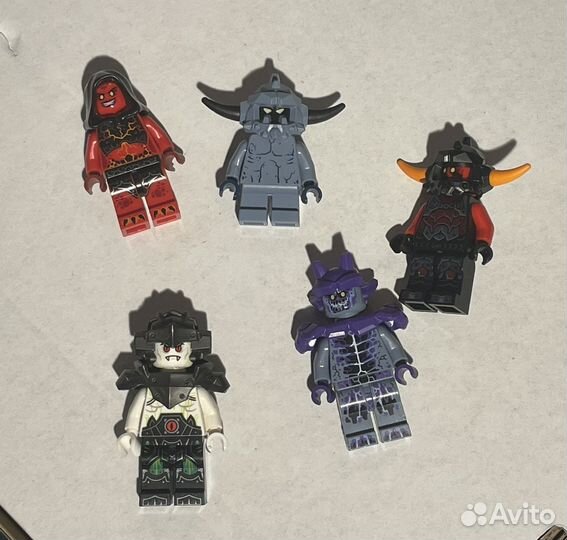 Фигурки Lego Nexo Knights