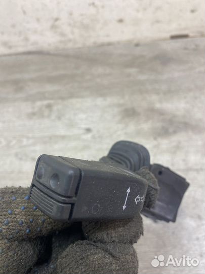 Переключатель подрулевой Opel Astra