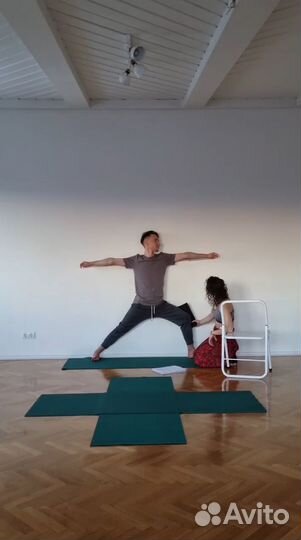 Йога для спины и тела инструктор/учитель