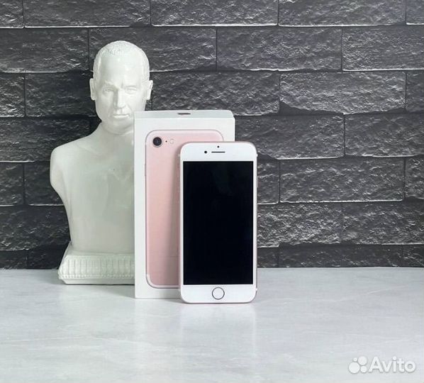 iPhone 7, 32 ГБ