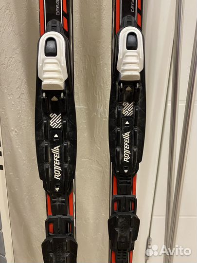 Беговые лыжи