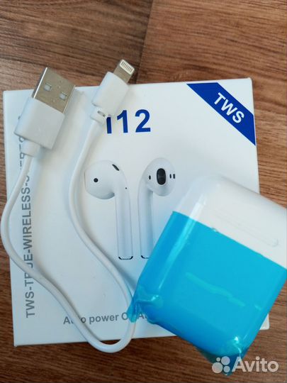Беспроводные новые наушники tws i12