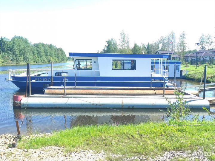 Водомётный катер