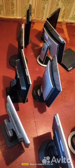 Мониторы и другое цена за всё сломаны 17