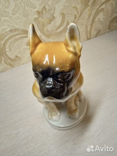 Фарфоровая статуэтка бульдог лфз