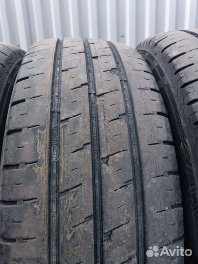 Nokian Tyres Hakka Van 205/70 R15C 30