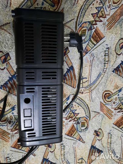 Стабилизатор напряжения