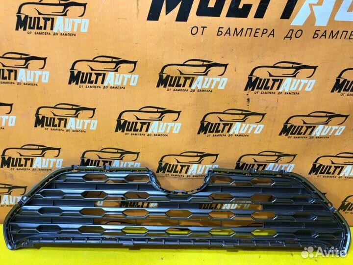 Решетка радиатора Toyota Rav4 XA50 2018-2021