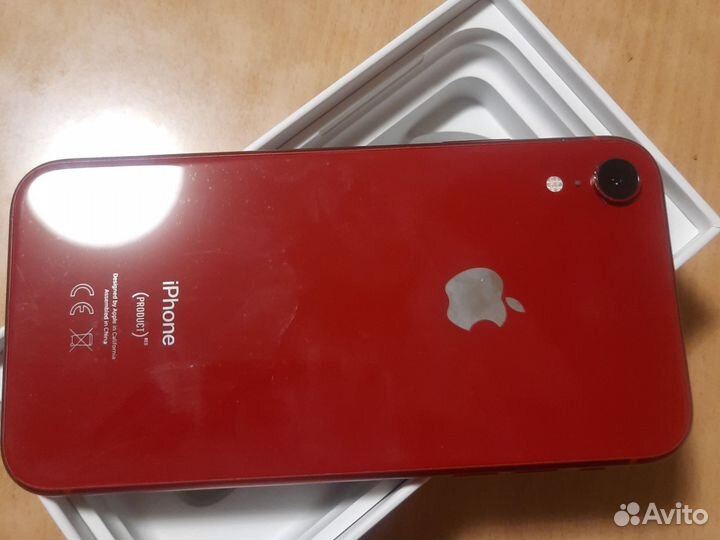 iPhone Xr, 64 ГБ