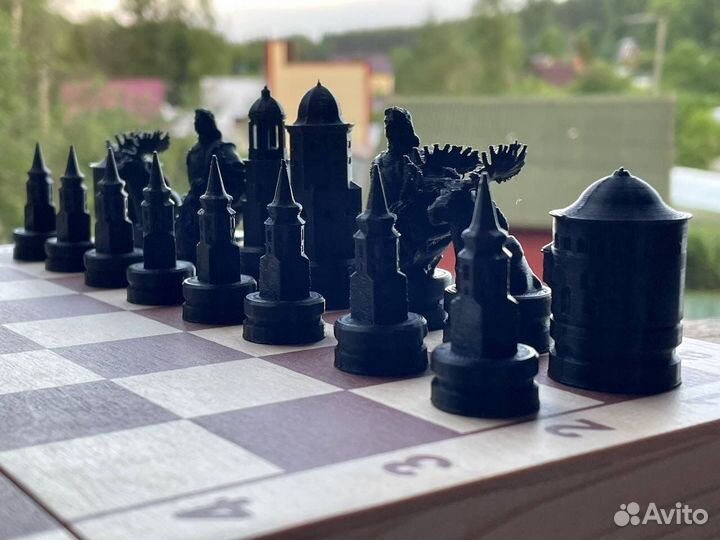 Подарочные шахматы ручной работы
