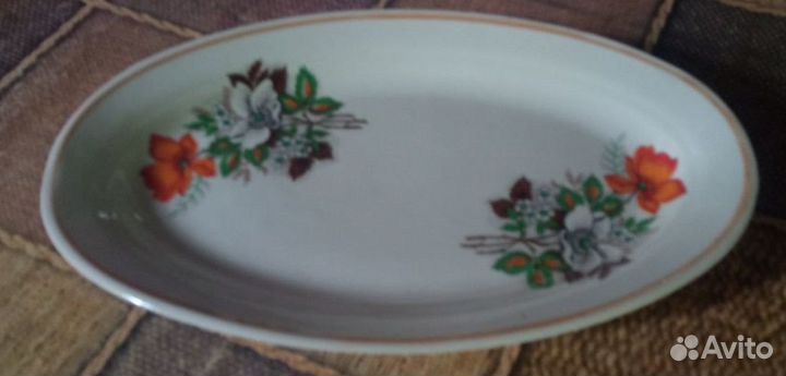Салатник и блюдо из столового сервиза СССР, Дулево