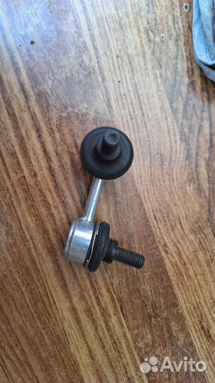 Передняя стойка стабилизатора акцент
