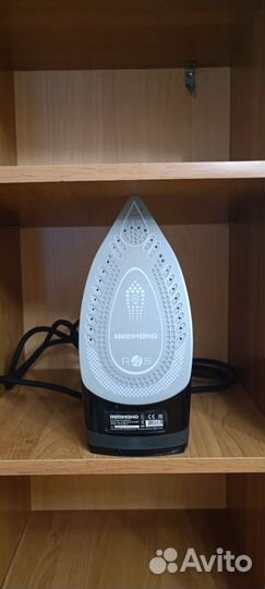 Утюг Redmond SkyIron C254S