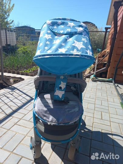Прогулочная коляска