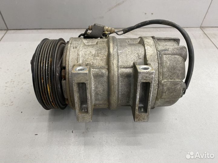 Компрессор кондиционера Volvo S60/S80/XC70/XC90