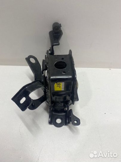 Подушка двигателя передняя правая Toyota Camry