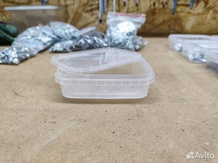 Контейнер пластиковый 200 мл