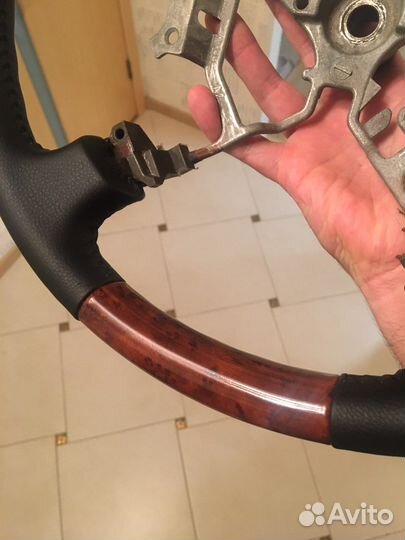 Руль дерево косточка Land Cruiser 100,LX470