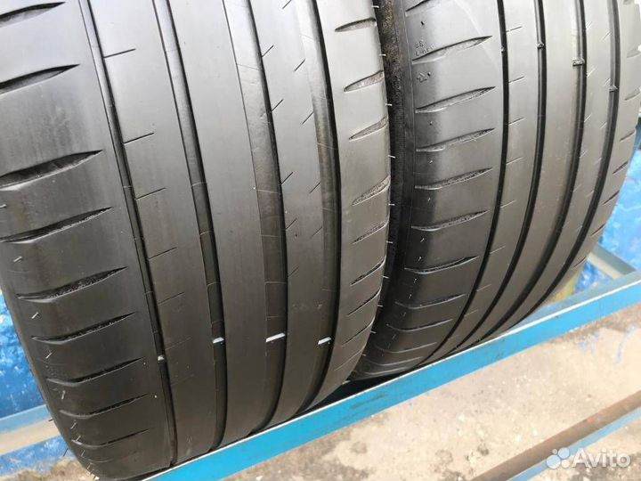 Michelin Pilot Sport 4 235/45 R18