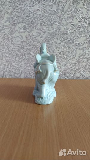 Статуэтка слон