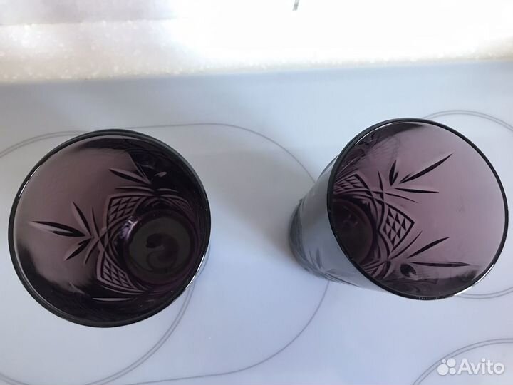 Стаканы из марганцевого стекла