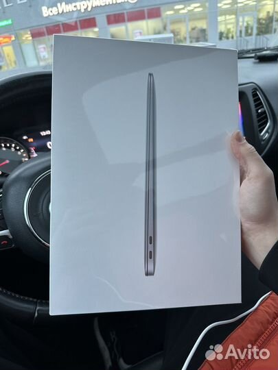 MacBook Air 13 2020 8/256 (новый)