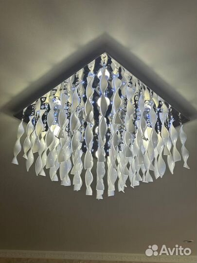 Люстра потолочная бу