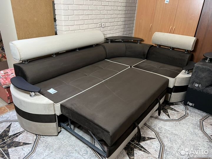 Диван угловой