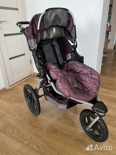 Коляска BOB Revolution