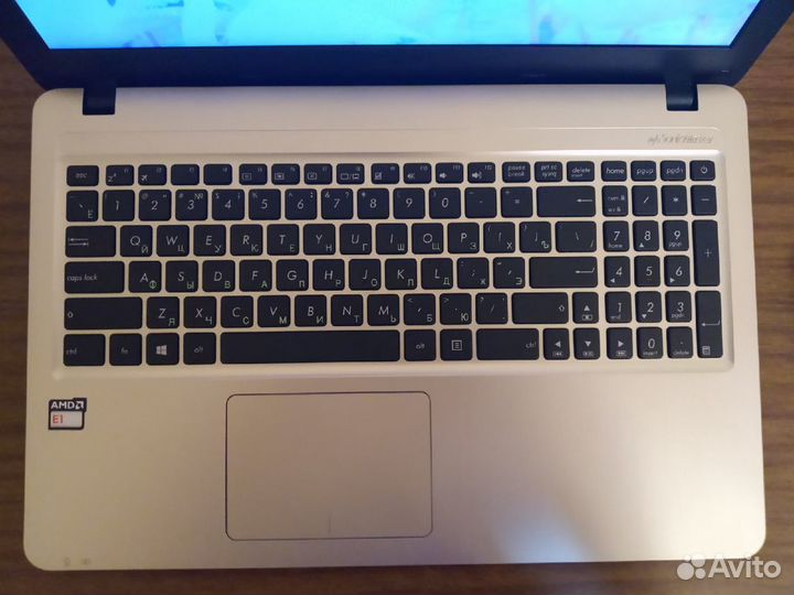 Ноутбук asus X540Y