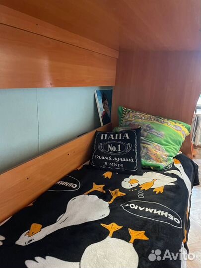 Двухъярусная кровать бу с матрасами