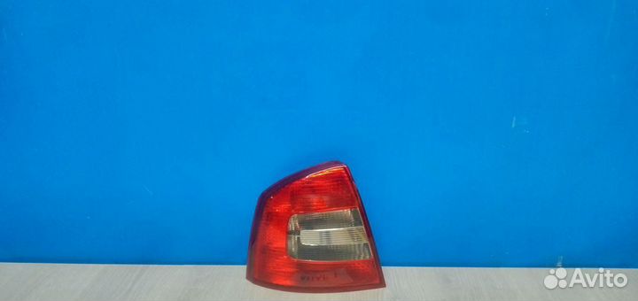 Фонарь левый Skoda Octavia 2 A5 (2004-2013)