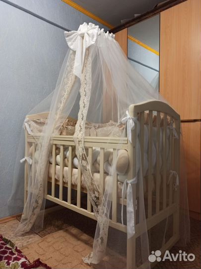 Комплект в детскую кроватку