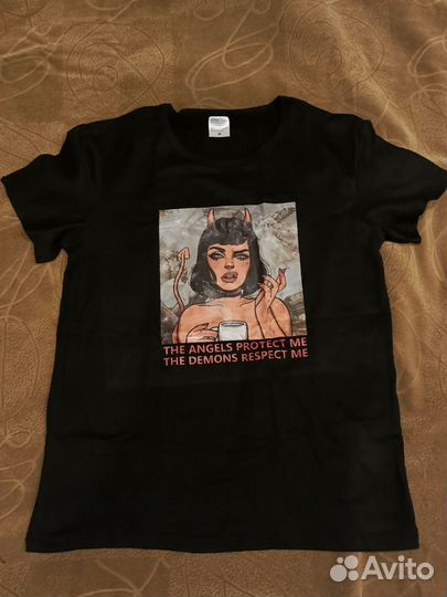 Футболка женская