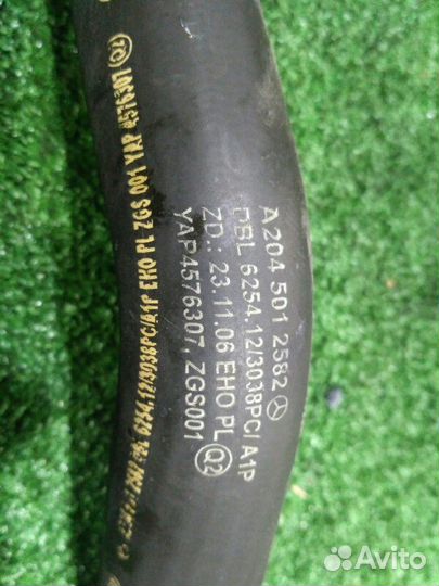 Патрубок радиатора верхний Mercedes-Benz C-Class