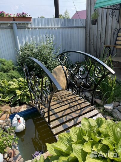 Кованый мостик для сада