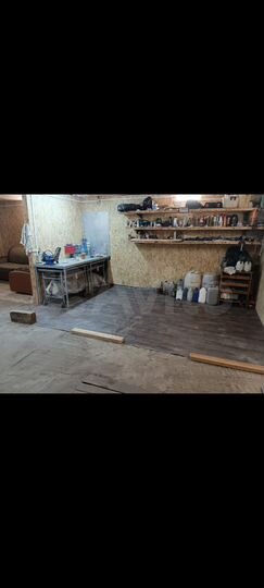 Гараж, > 30 м²