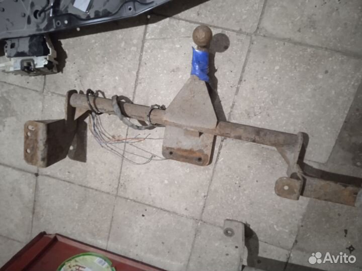 Фаркоп на ваз 2112