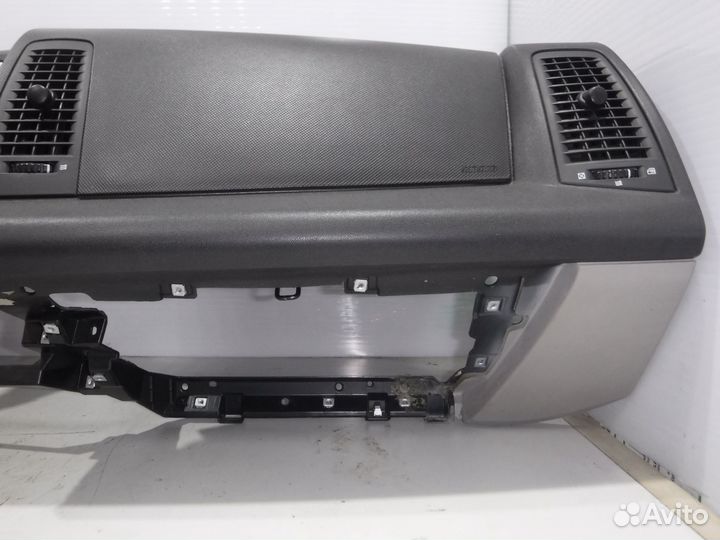 Торпедо Cadillac SRX