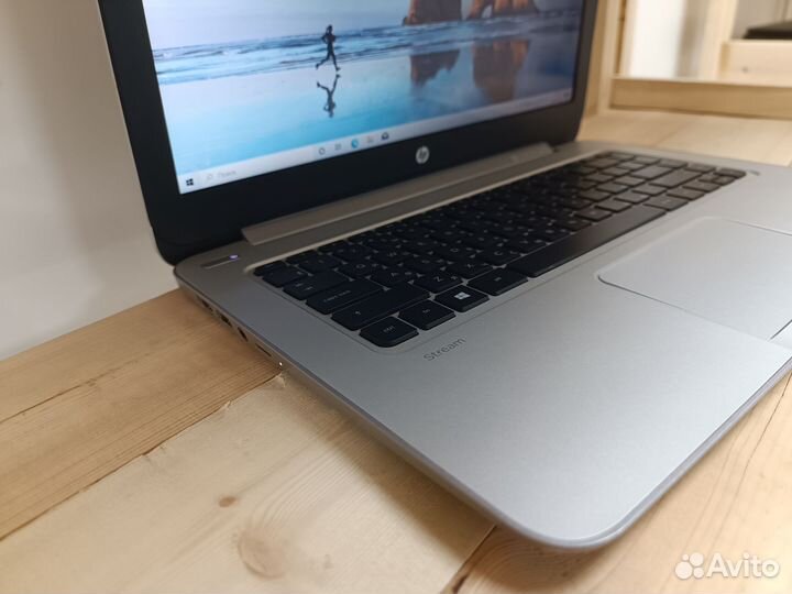 Ноутбук для работы HP A4/SSD/Radeon R3 graphics