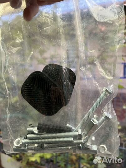 Дополнительные учебные педали с документами