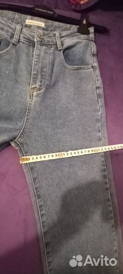 Джинсы трубы женские