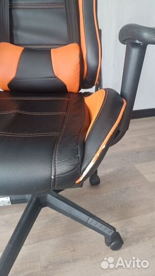 Кресло игровое компьютерное