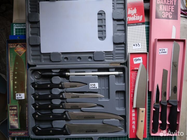 Японские кухонные ножи с хранения в коробочках