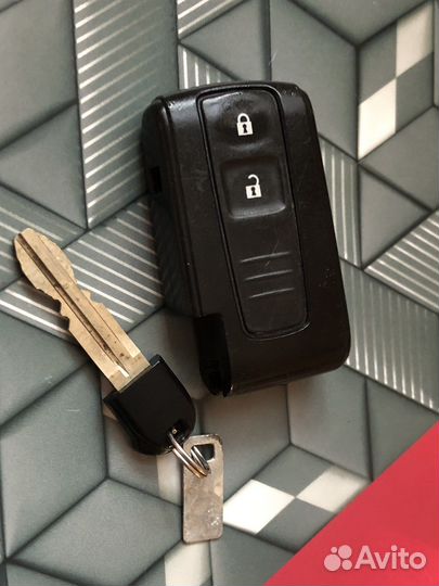 Ключ toyota оригинал