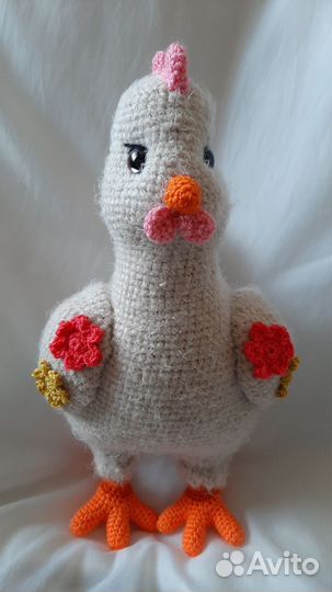 Вязаная курочка пасхальная. Вязаные игрушки
