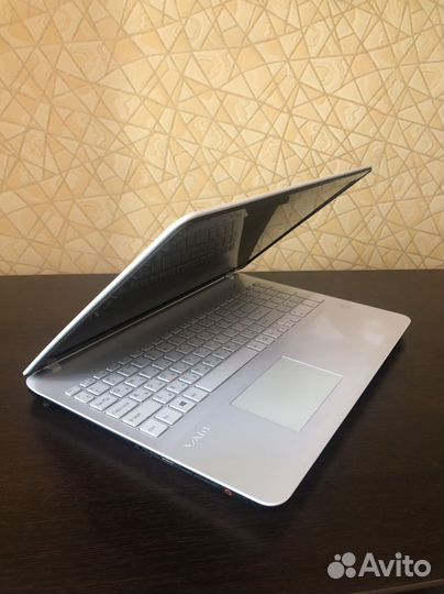 Sony vaio svf152c29v