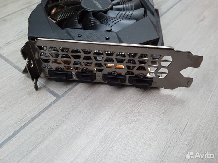 Видеокарта GigaByte GTX 1660 Super 6Gb