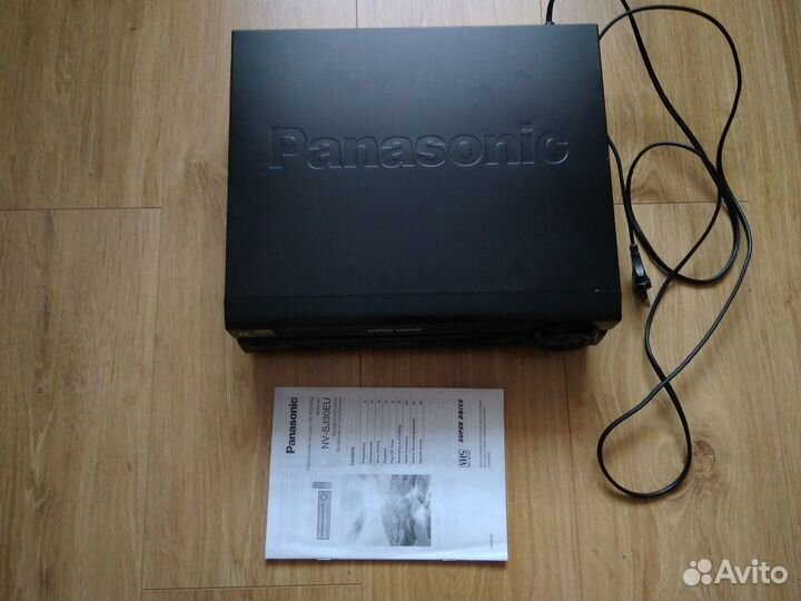 Видеомагнитофон VHS Panasonic NV-SJ30EU