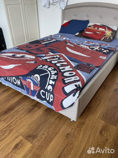 Белье постельное для мальчика б/у